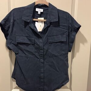 Evereve Women's Dark Navy Size Small Button-Down Shirt New